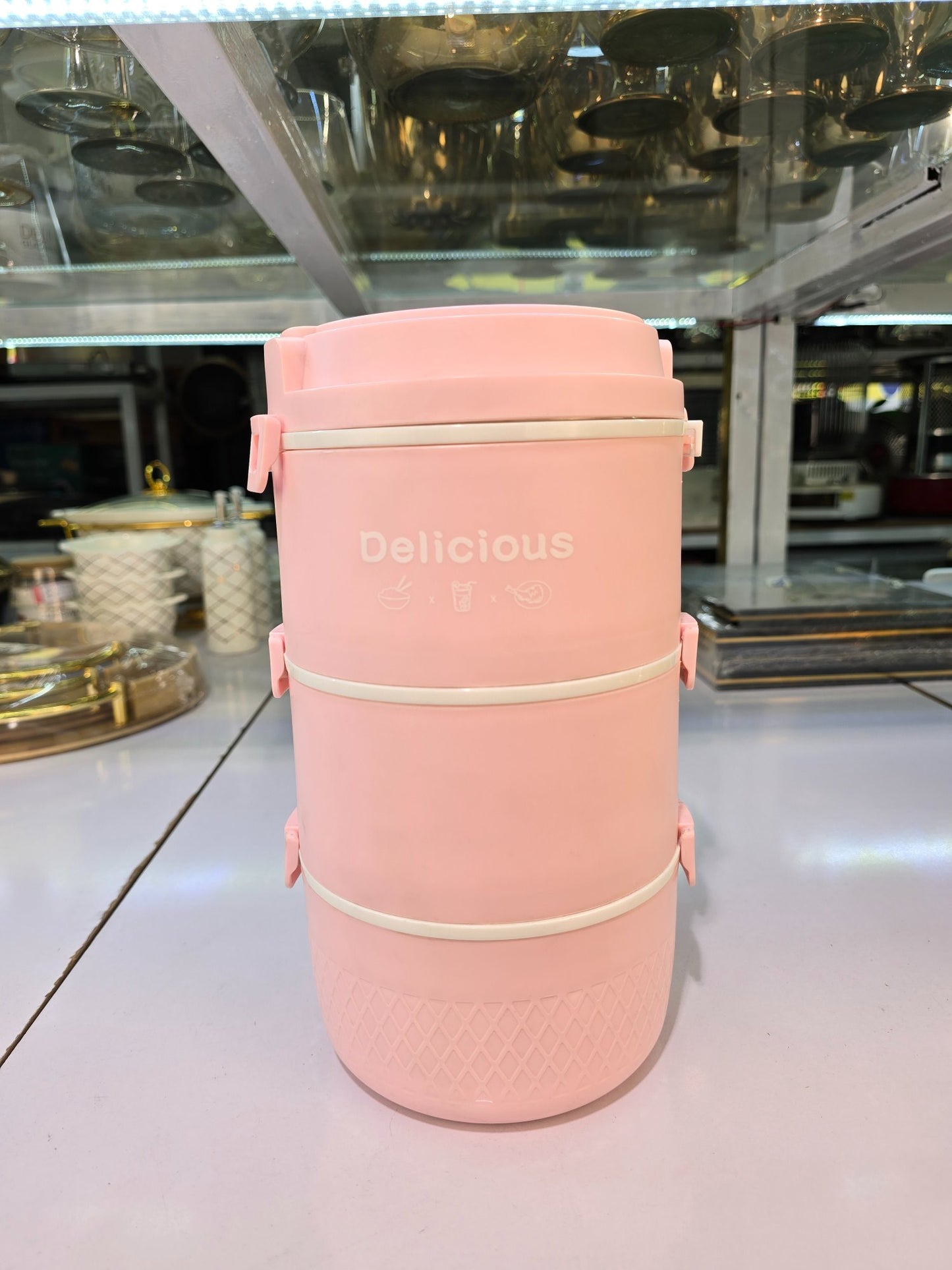 #hotpot
#hotpots
#pink hotpot near me
#hotpot in lahore
#lunch box
#box