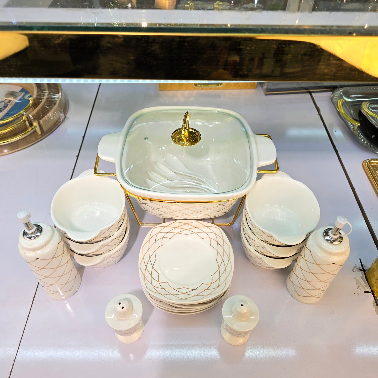 soup set
soup
crockery
crockery set
ceramic
kitchen utensils
kitchen items
ceramic soup set
dinnerware sets
kitchenware
black soup set