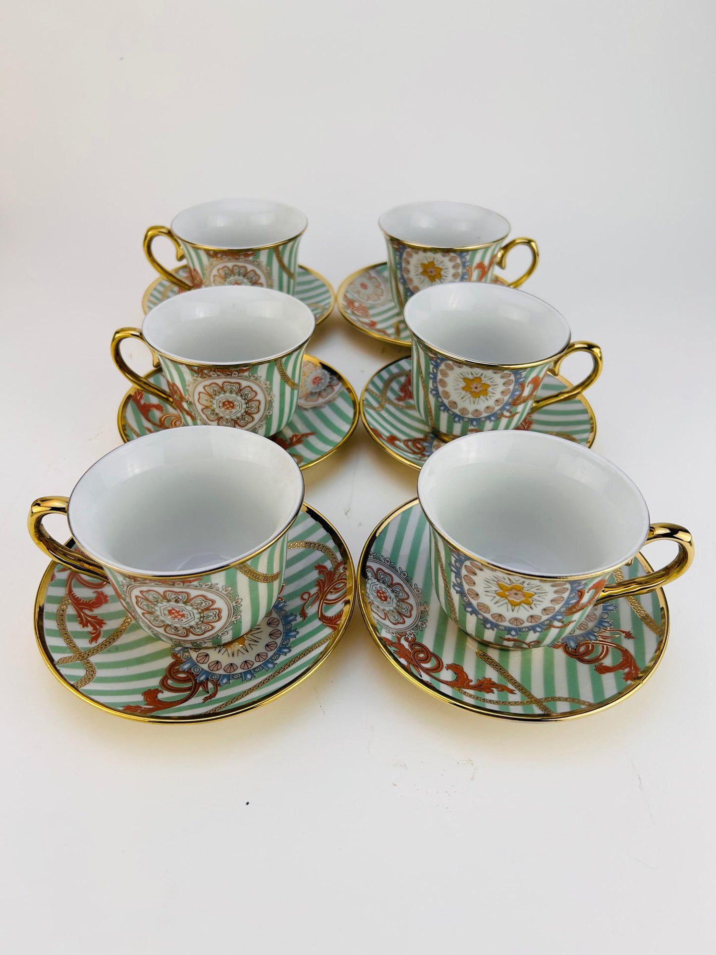 tea cups