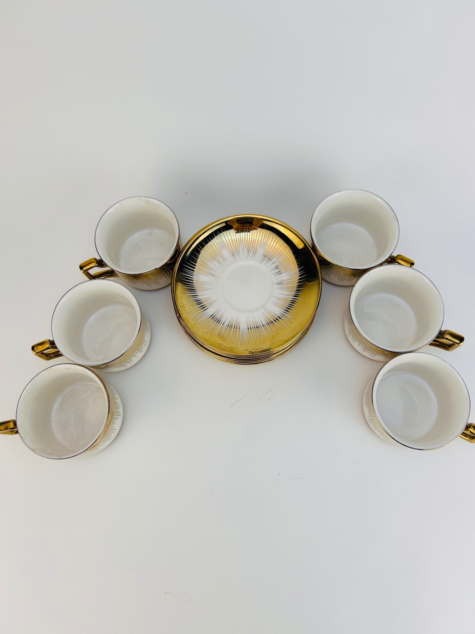 cups and saucer set, glass tea cups, tea, accessories, kitchen items