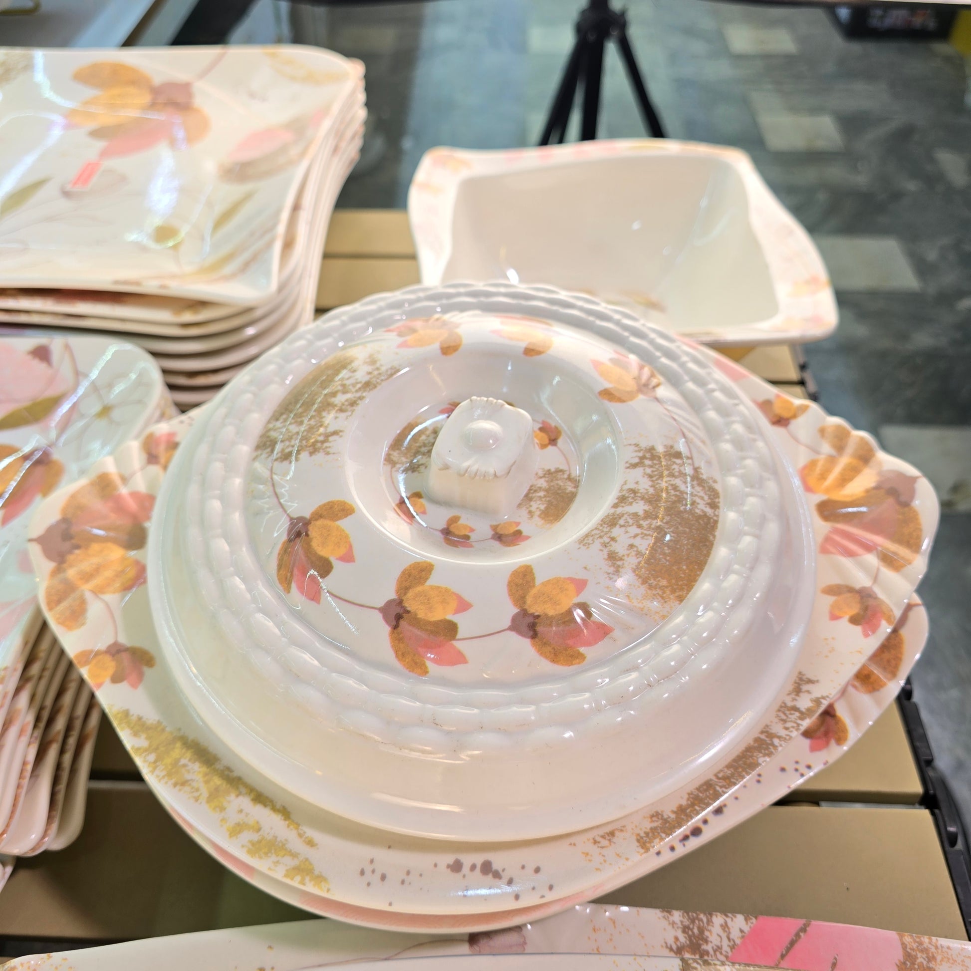 crockery
kitchenware
dinner set
dinnerware sets
dinner plates
dinnerware
dishes set
white dinner plates
crockery set
dinner set sale
dinner set shop near me